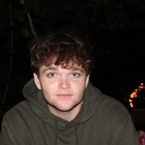 Meet your Posher, Lucas